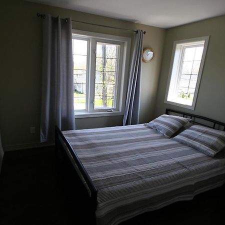Pelican Guest House. Village Style Living. Spend Vacation Time In Eco Place! 伊利堡 外观 照片