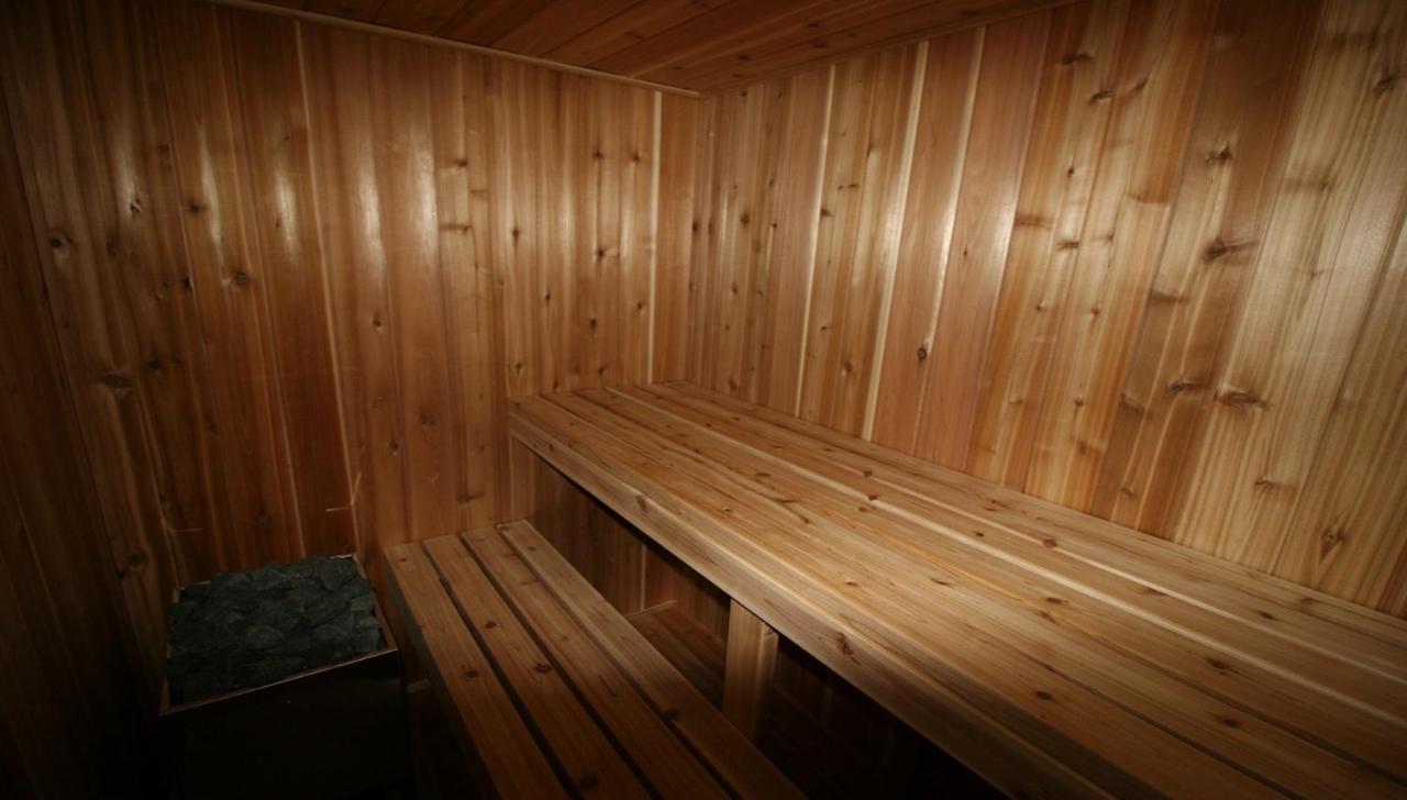 Pelican Guest House. Village Style Living. Spend Vacation Time In Eco Place! 伊利堡 外观 照片