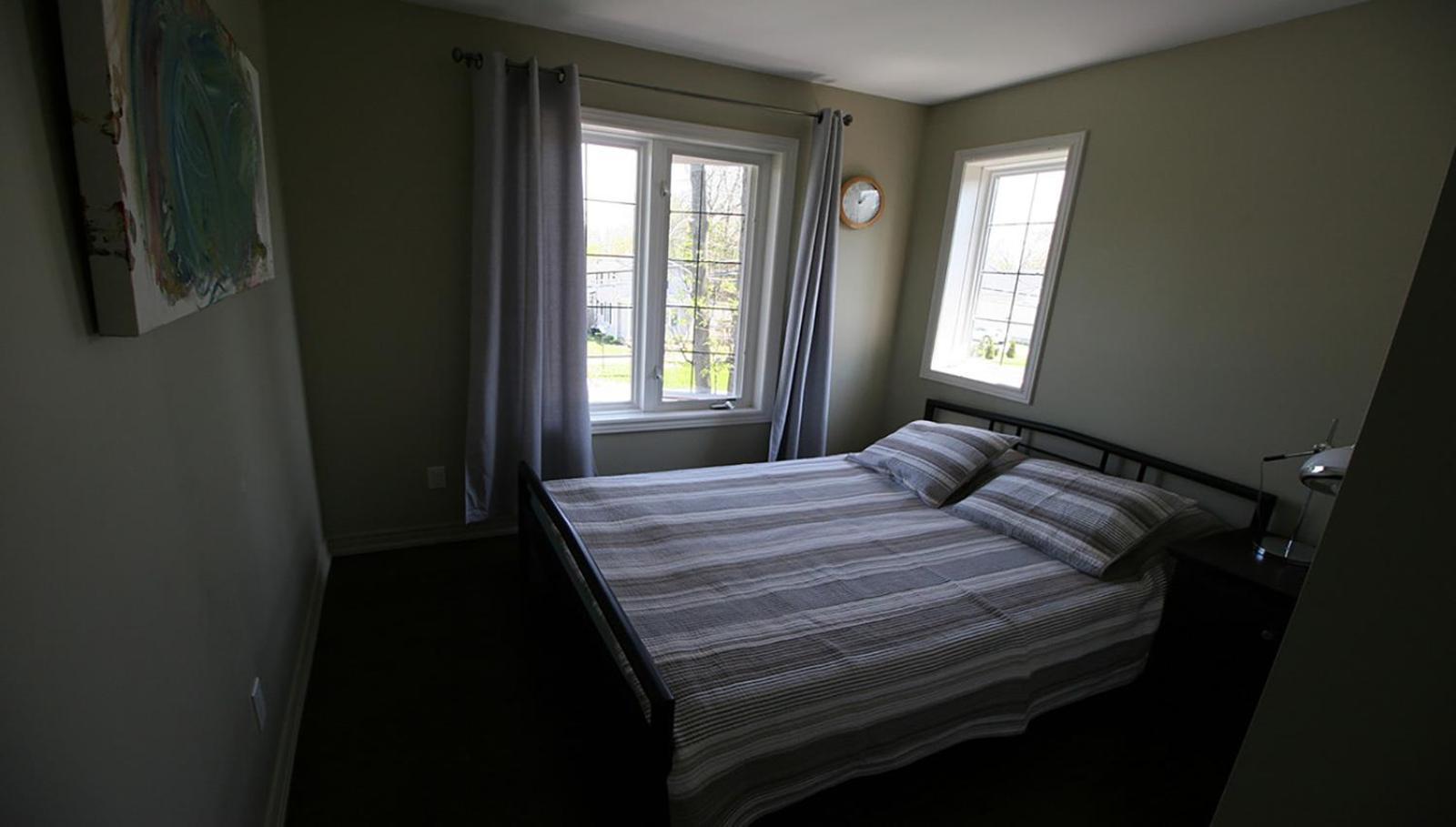 Pelican Guest House. Village Style Living. Spend Vacation Time In Eco Place! 伊利堡 外观 照片